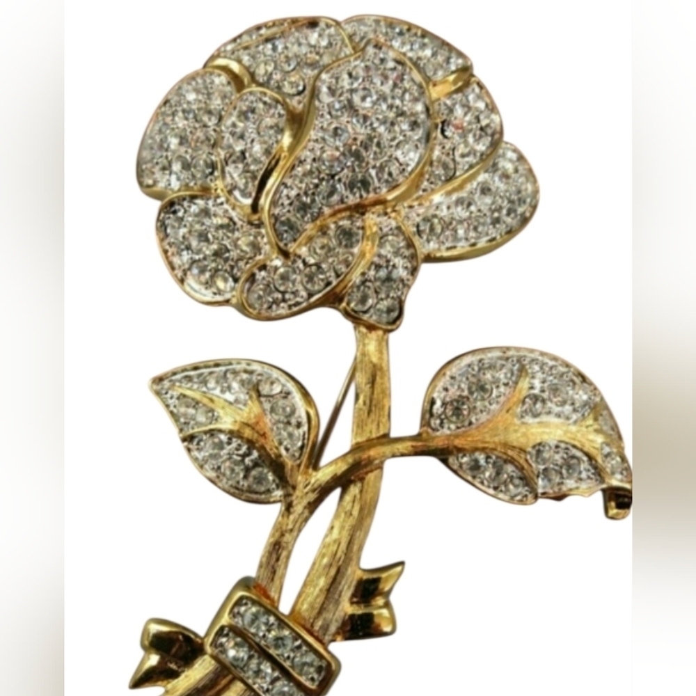 Nolan Miller Flower Brooch Goldtone With Rhinestone Accents 3-1/2" H. X 2-3W
